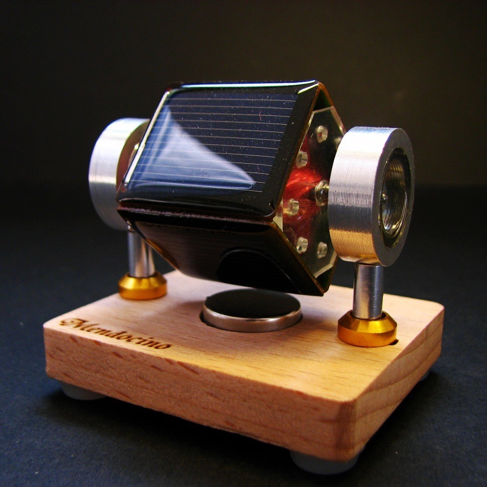 Tiny Mendocino Motor magnetic suspension Solar toy Scientific physics toys
