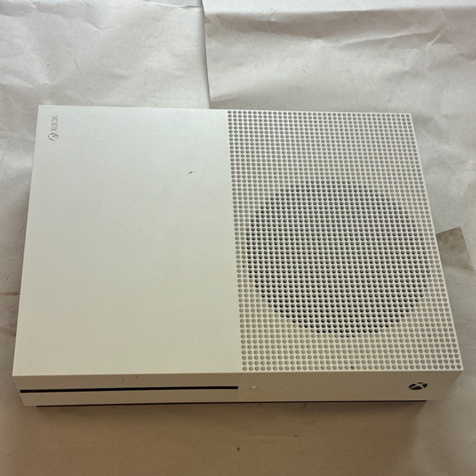 Tested working Microsoft Xbox One S with HDMI & controller