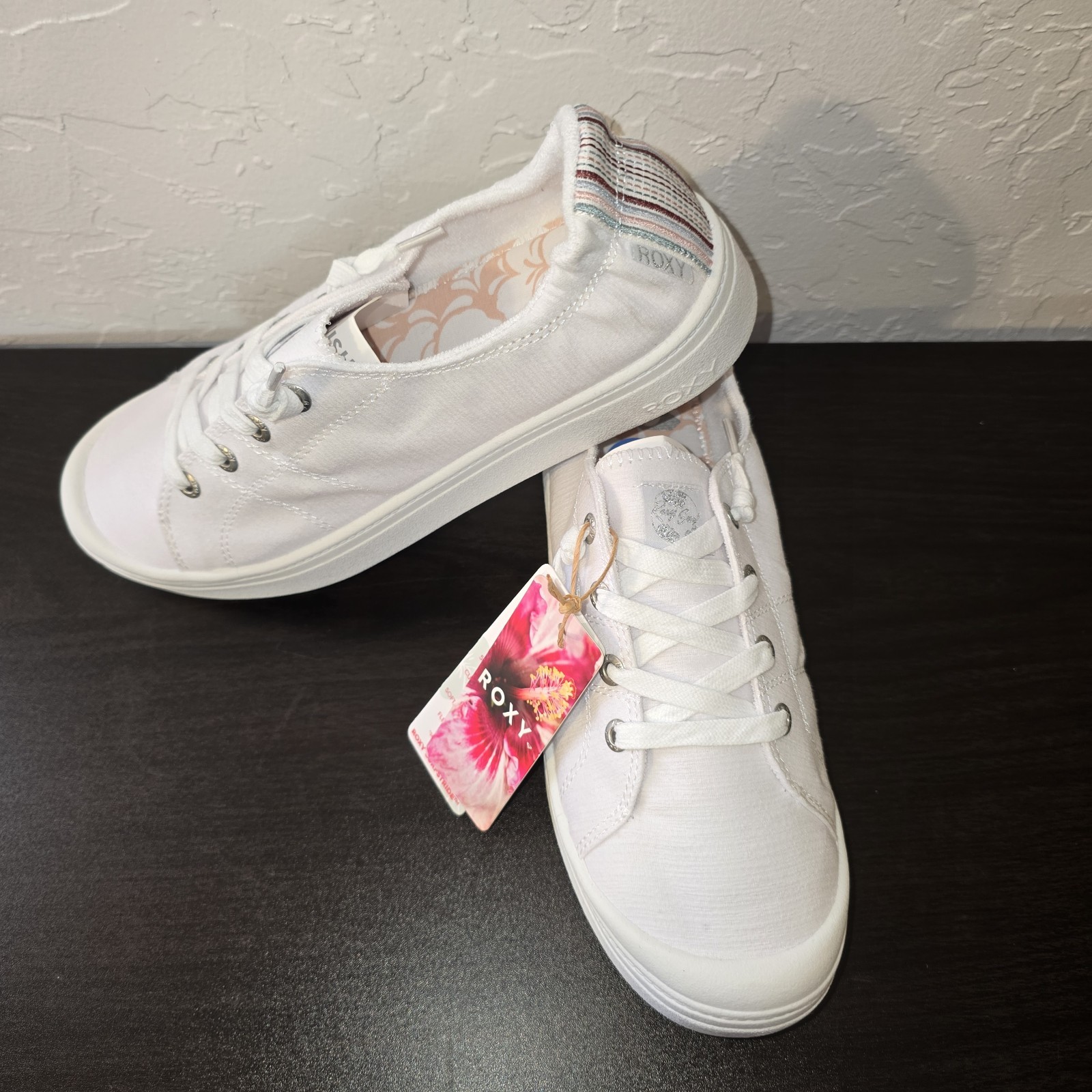 NEW Roxy Women's Bayshore WHITE PLATFORM Slip on Shoe Sneaker Sz 7 Beach Canvas