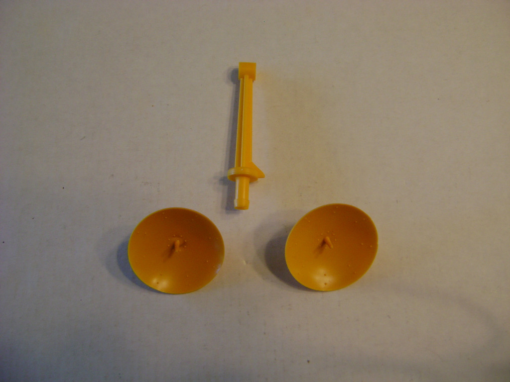 Lionel 465-12 Antenna Assembly ( 3 pieces)