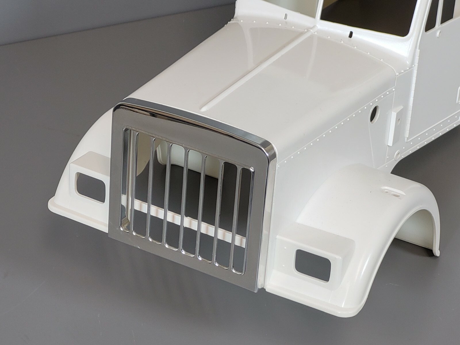 Aluminum Front Air Grill Cover Guard Mount Plate 1/14 Tamiya King Grand Hauler