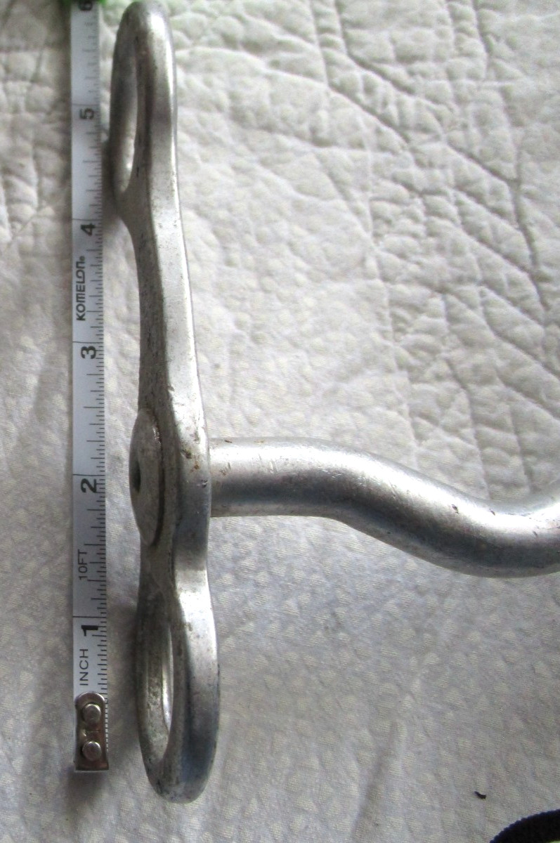 4" ALUMINUM WESTERN PONY CURB
