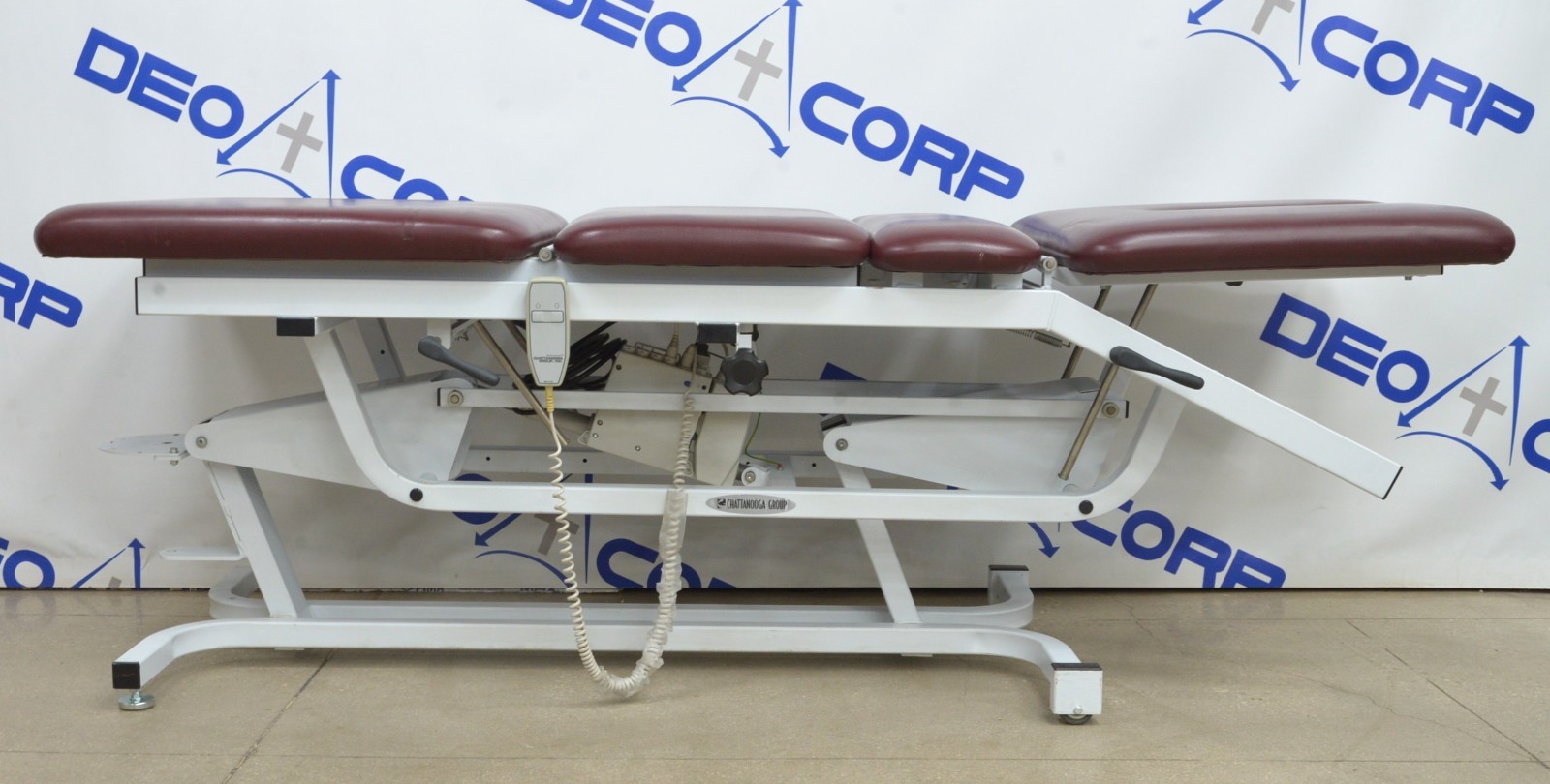 Chattanooga Adapta ADP-400 Traction Treatment Table W/ Remote