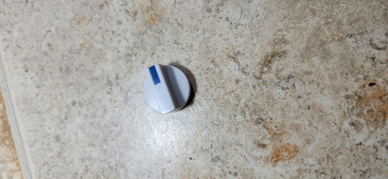 Holmes HWM6008 Filter Free Warm Mist Humidifier power control Knob
