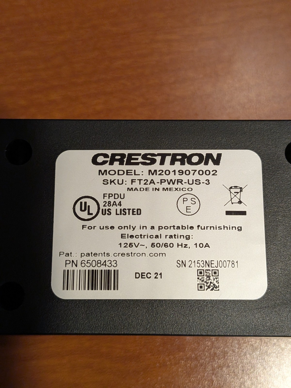 NEW Crestron FT2A-PWR-US-3 AC Power Outlet Module FT2 Triple, Under-Table (E2)