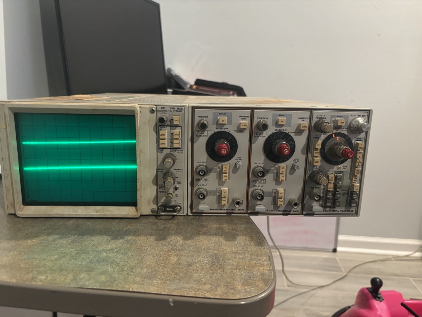 tektronix analog modular oscilloscope