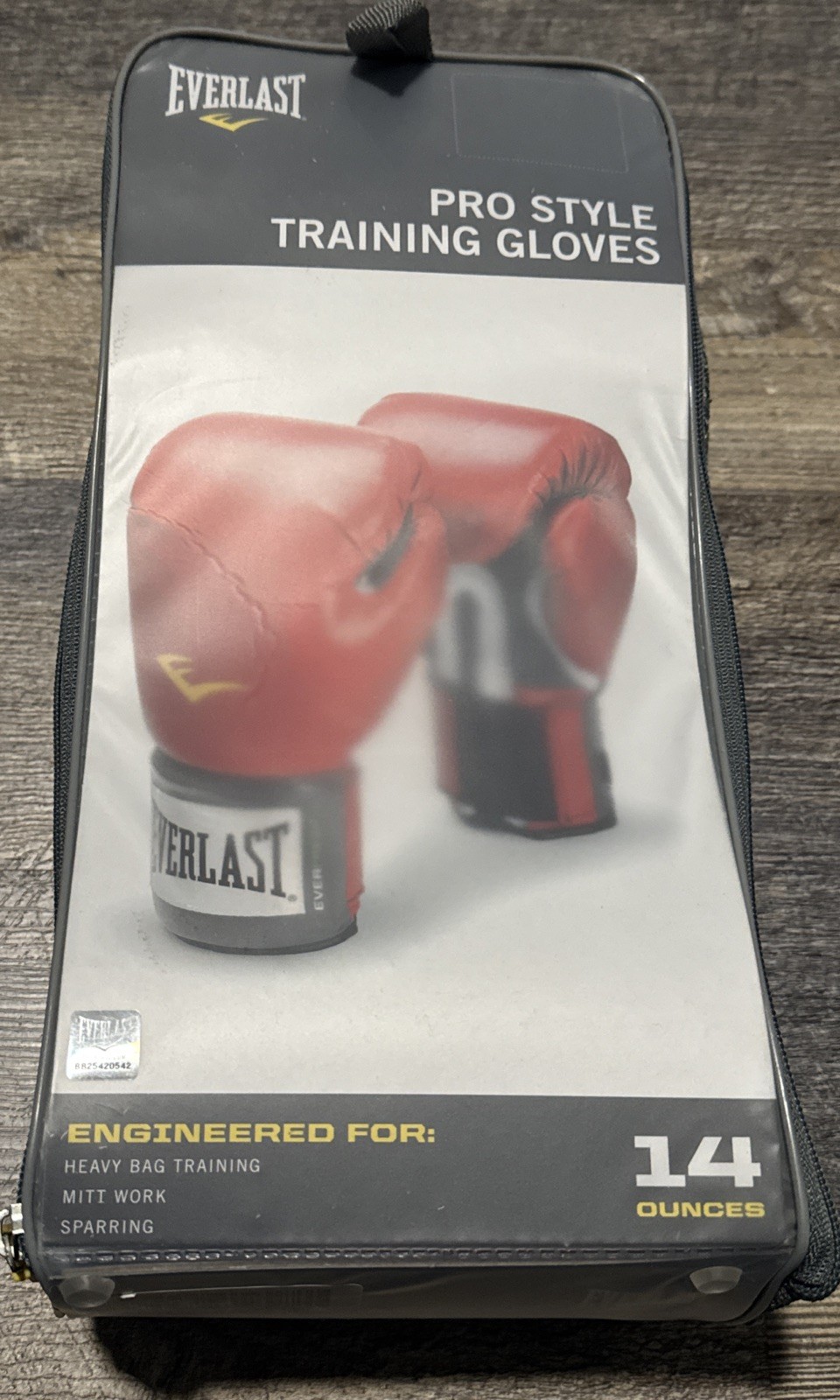 Everlast Pro Style Boxing Gloves Red 14 Oz For Sparring Mitt Heavy Bag Training