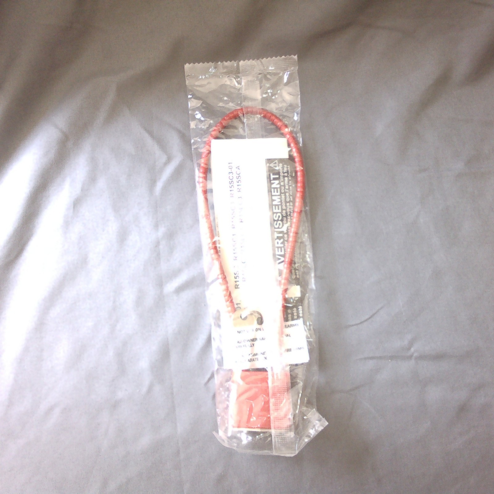 Gun Lock Safety Cable New Red 2 Keys R15SC3 3685T
