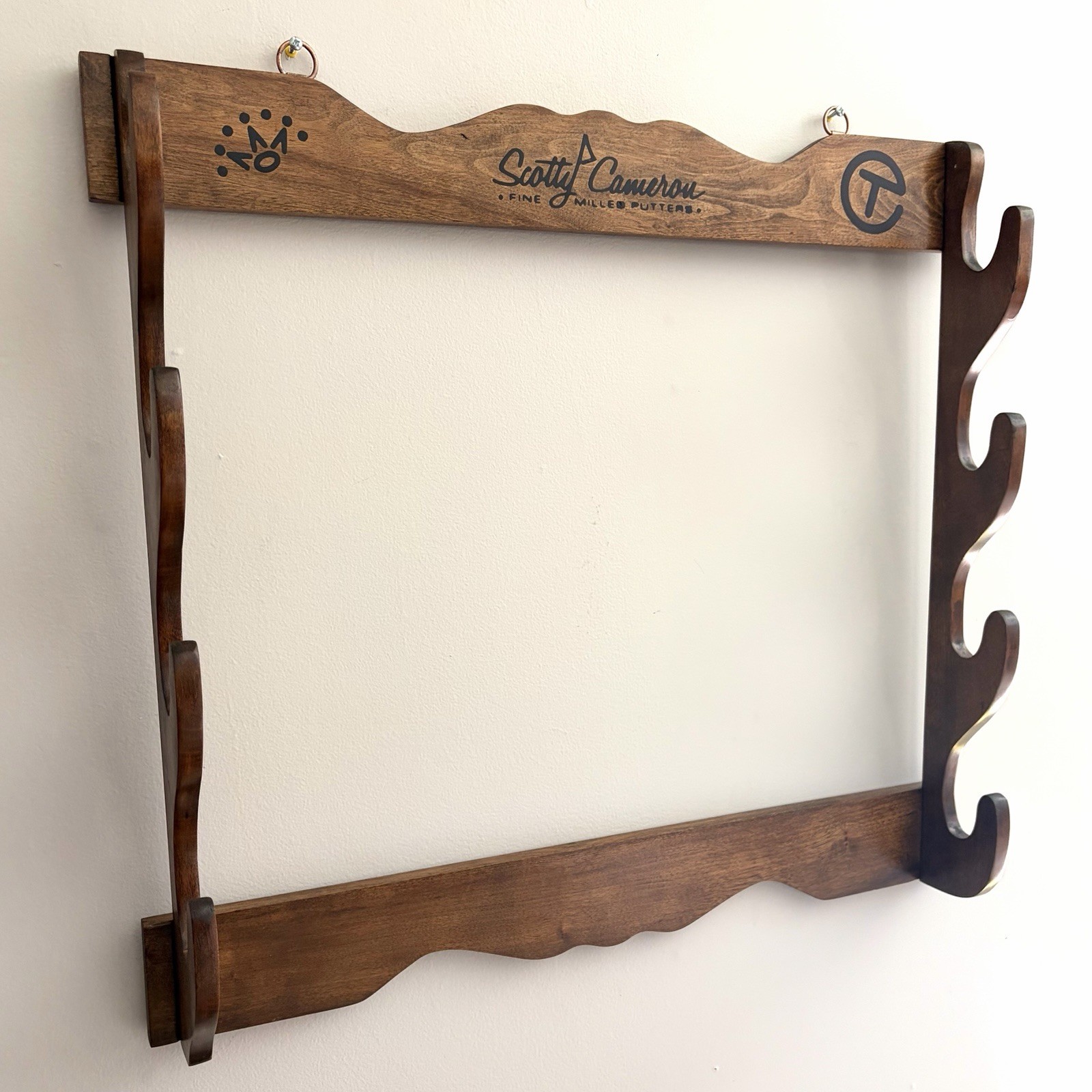 Solid Wood Golf Club Display Rack Wall Mount Holds 4 Putters Scotty Cameron
