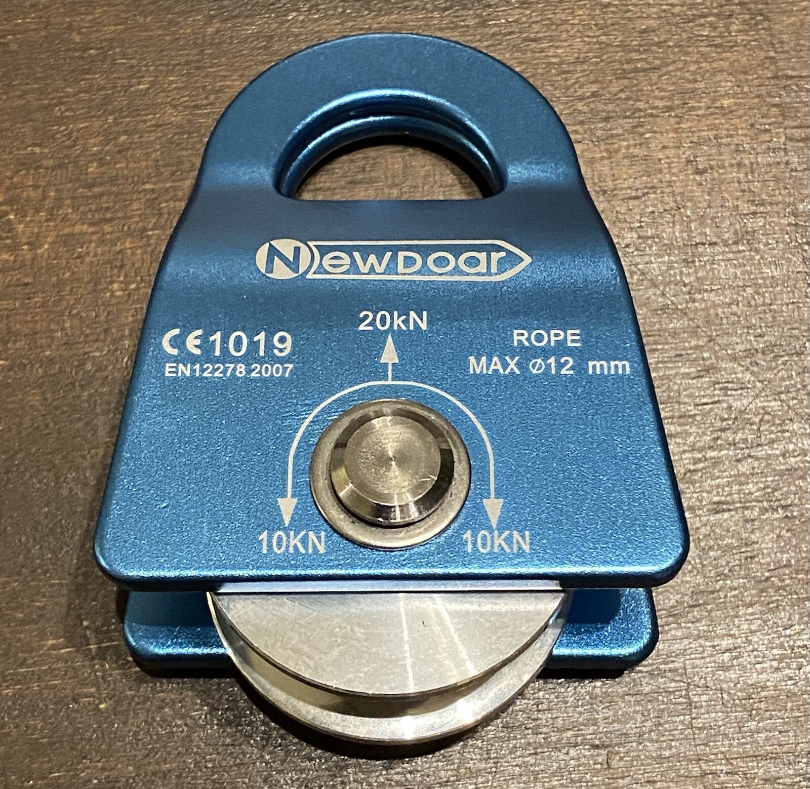 NewDoar 20KN CE Certified Rescue Pulley Single Sheave with Swing Plate