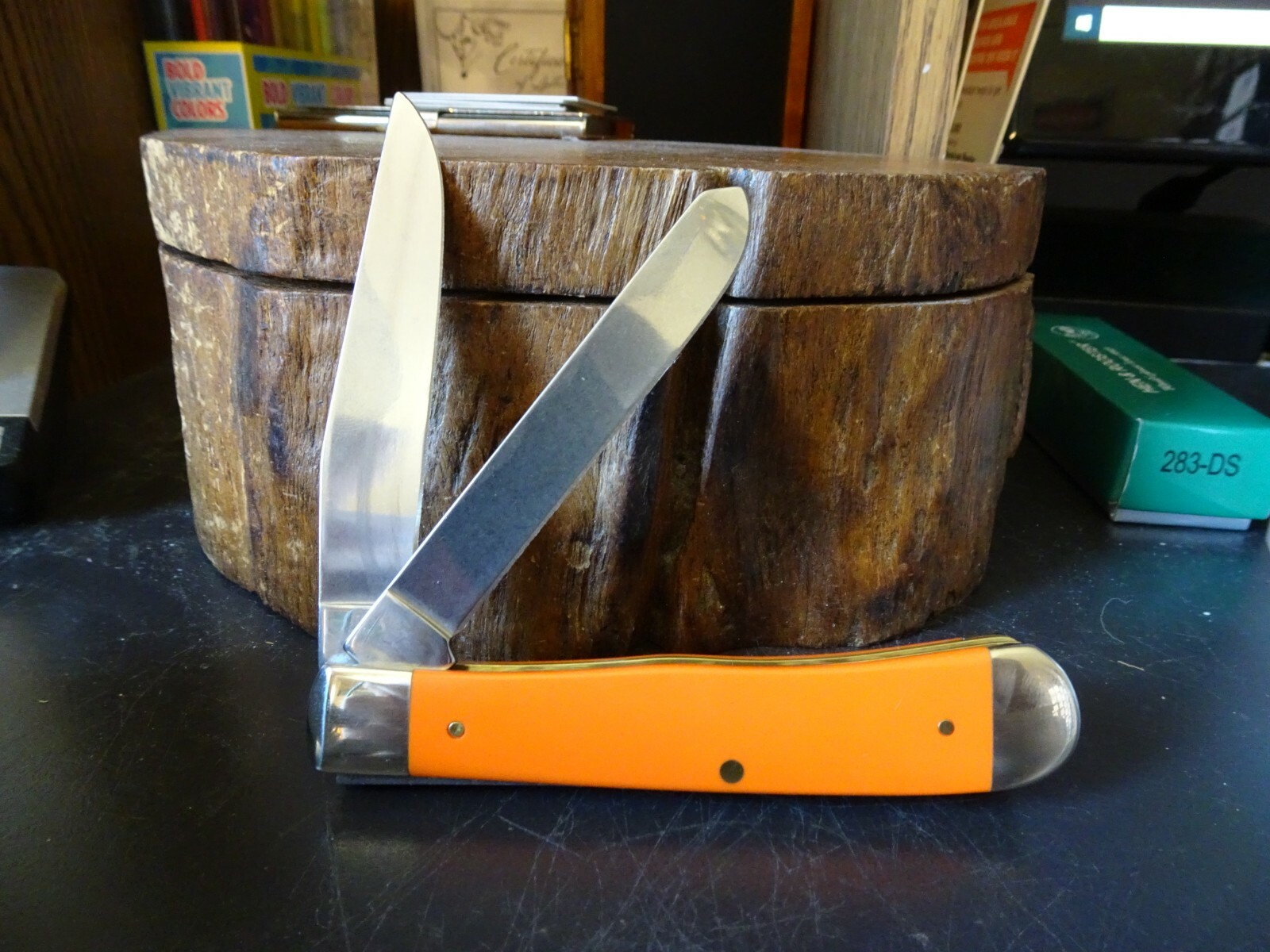 CASE XX 3.5" ORANGE MINI TRAPPER SYNTHETIC HANDLE POCKET KNIFE 2- TRU-SHARP BL
