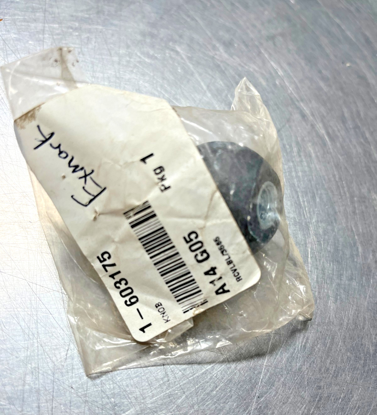 1-603175   Genuine OEM  EXMARK  Ball KNOB  TORO  1603175 , 603175