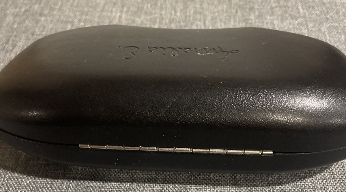 Amelia E. EYEGLASS CASE USED