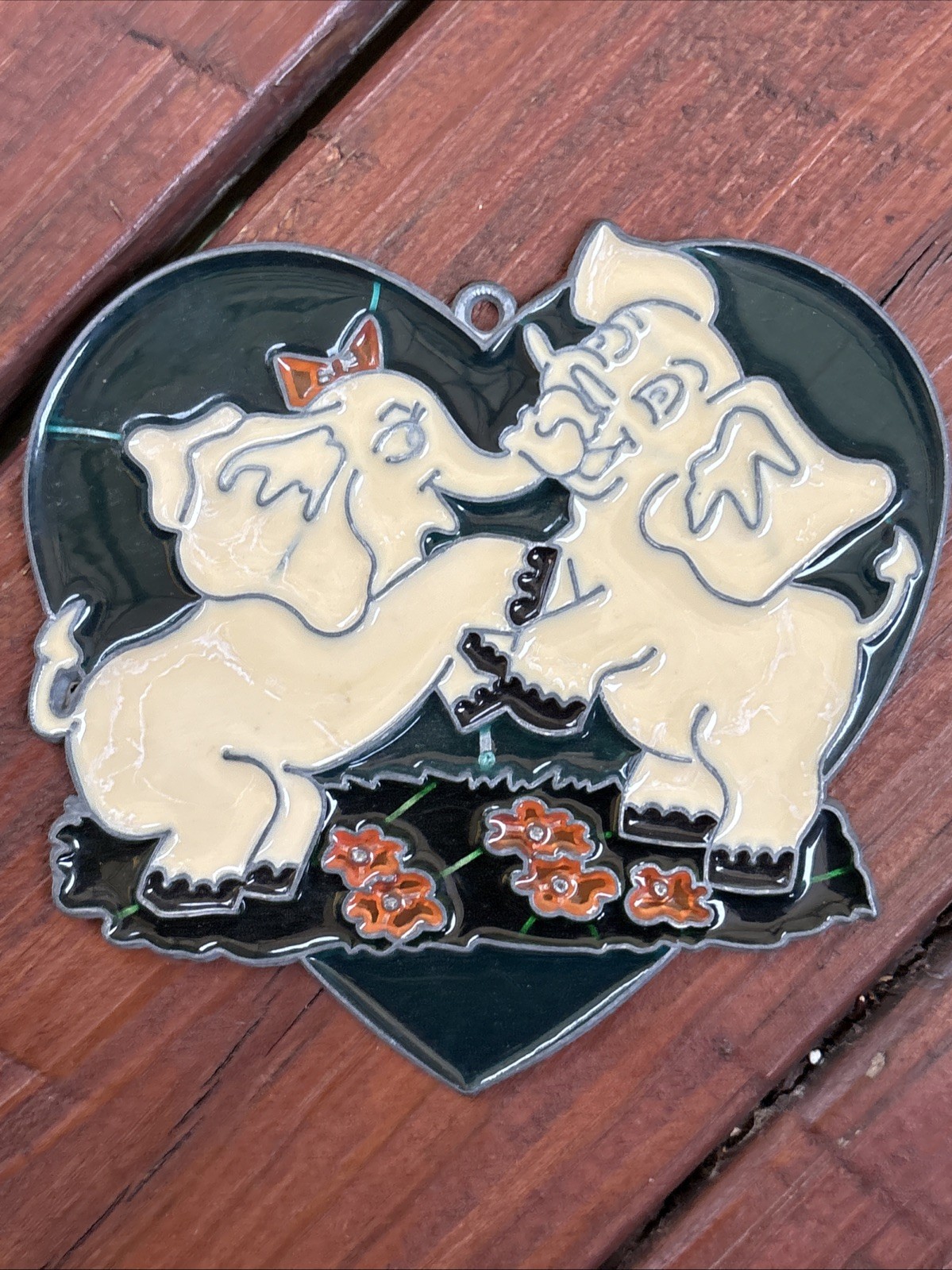 Vintage Elephant Couple w/ Heart & Flowers Metal & Plastic Sun Catcher Taiwan