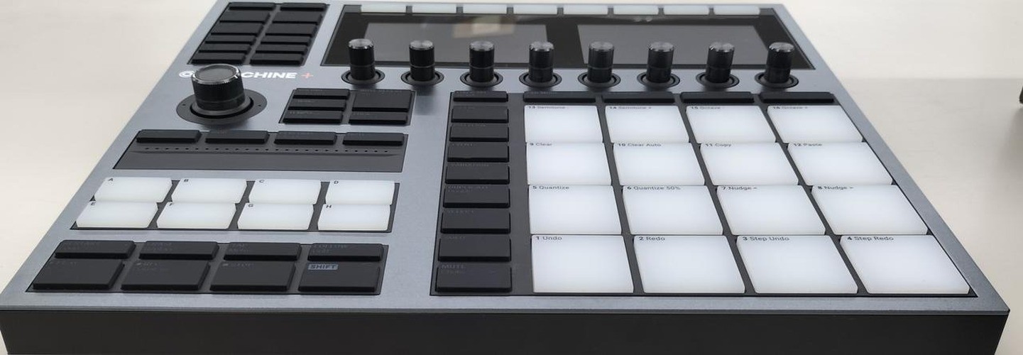 Native Instruments Maschine+ Standalone Sampler Drum Machine Beat Maker w/ Box