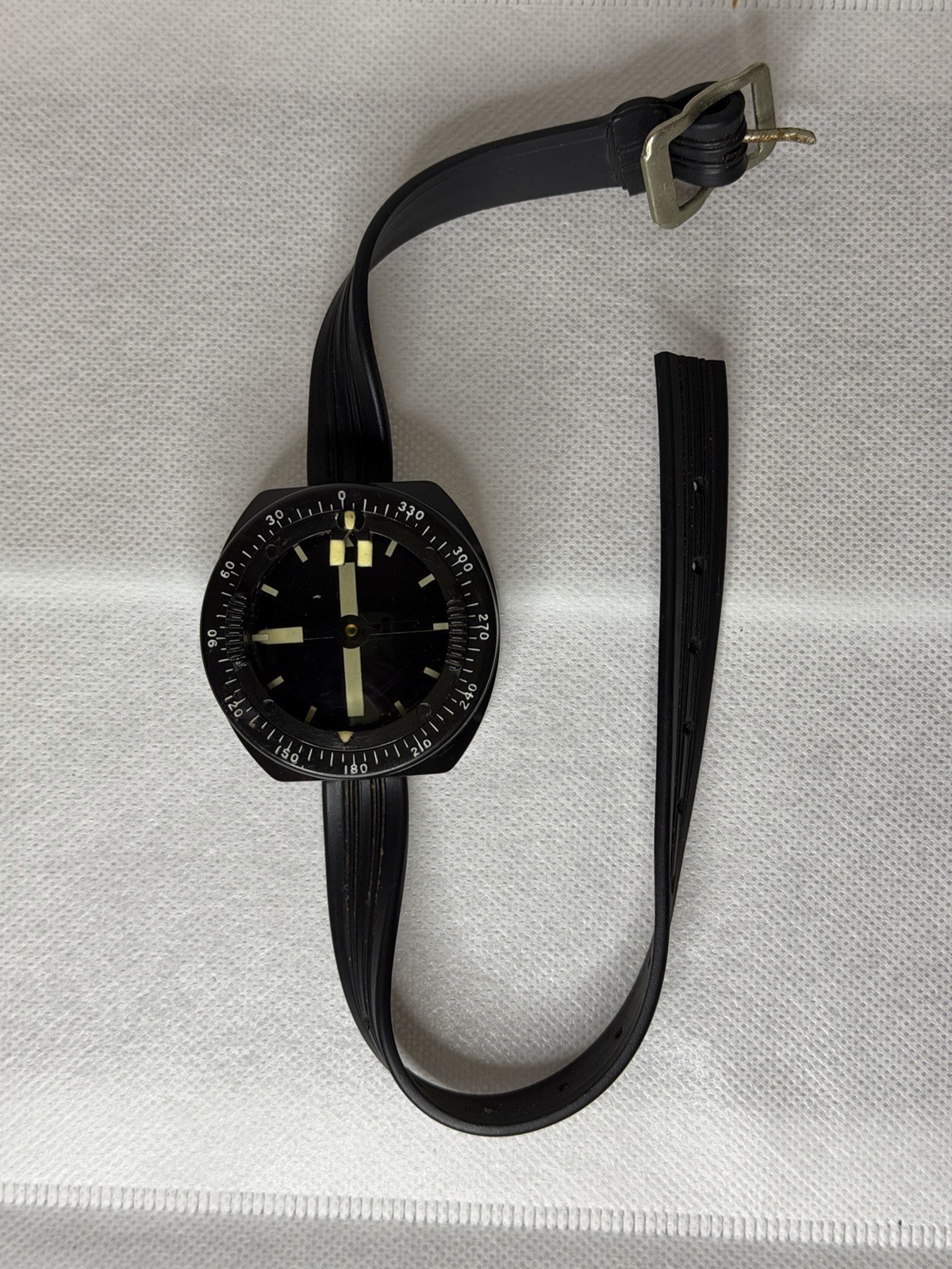 Vintage CAPSUL ELITE Wrist Compass Made in Finland Glow Military Hiking USA
