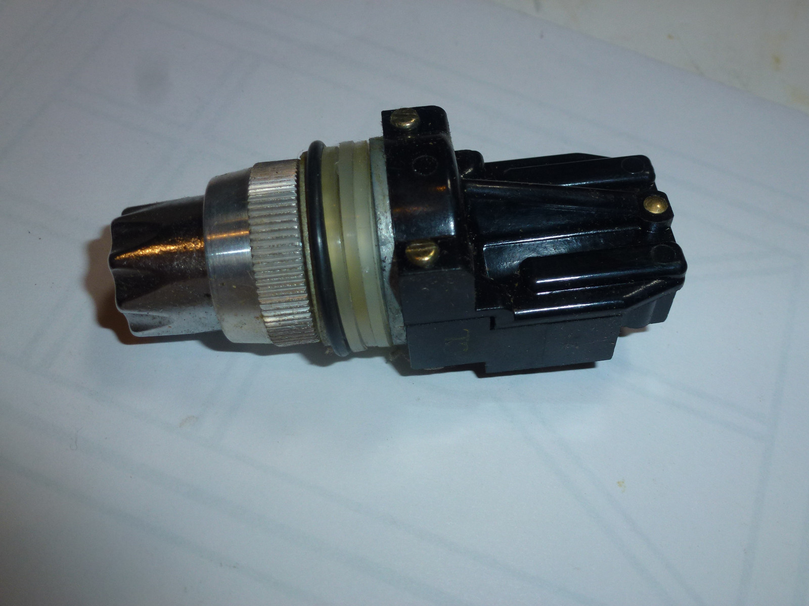 GE Controls CR104F201 Push-Jog Switch Oil Tight Comb. Unit, FREE SHIPPING,WG1227