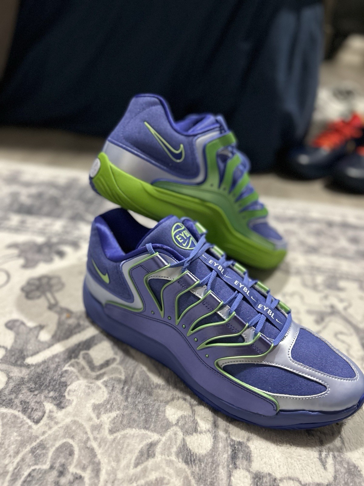 Nike KD EYBL Blue Green Basketball Sneaker. Willing to trade‼️