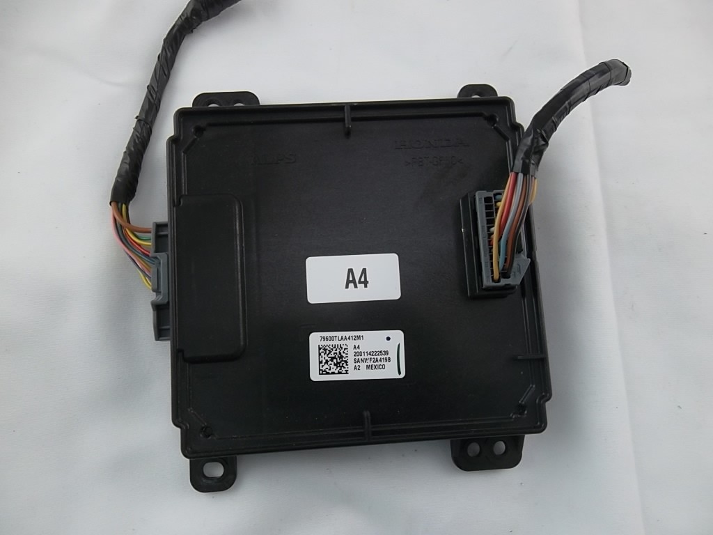 2017-2019 Honda CR-V Temperature Control Module 79600-TLA-A61
