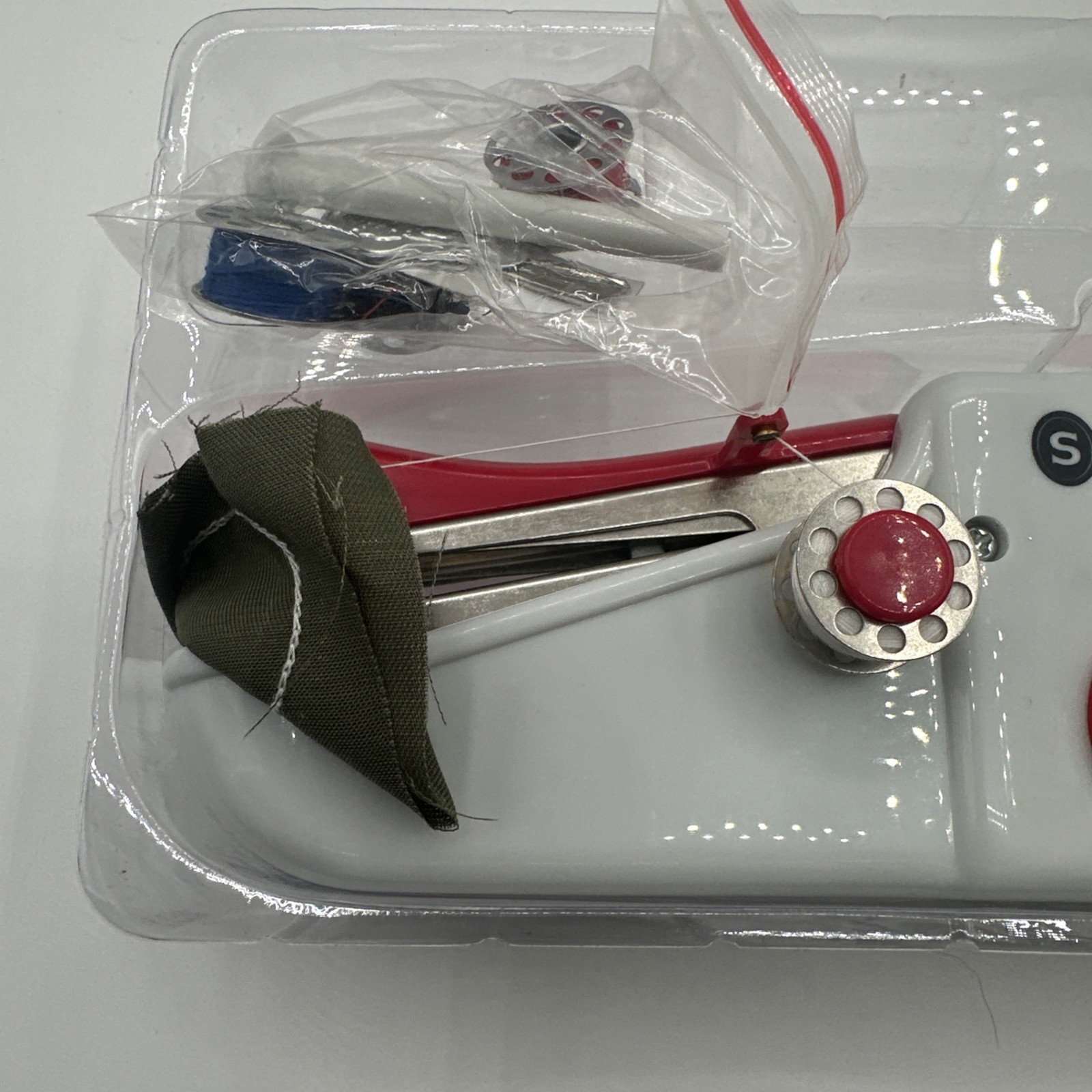 Singer 01663 Stitch Sew Quick Mechanical Sewing Machine New