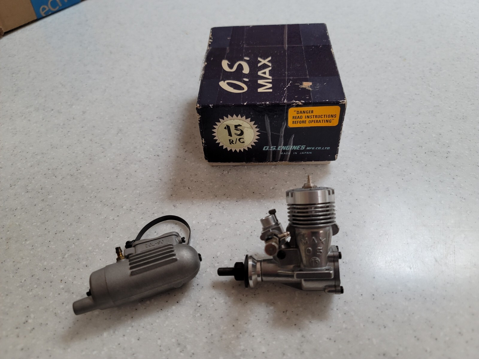 Brand New MAX OS 15 Model Engine with muffler