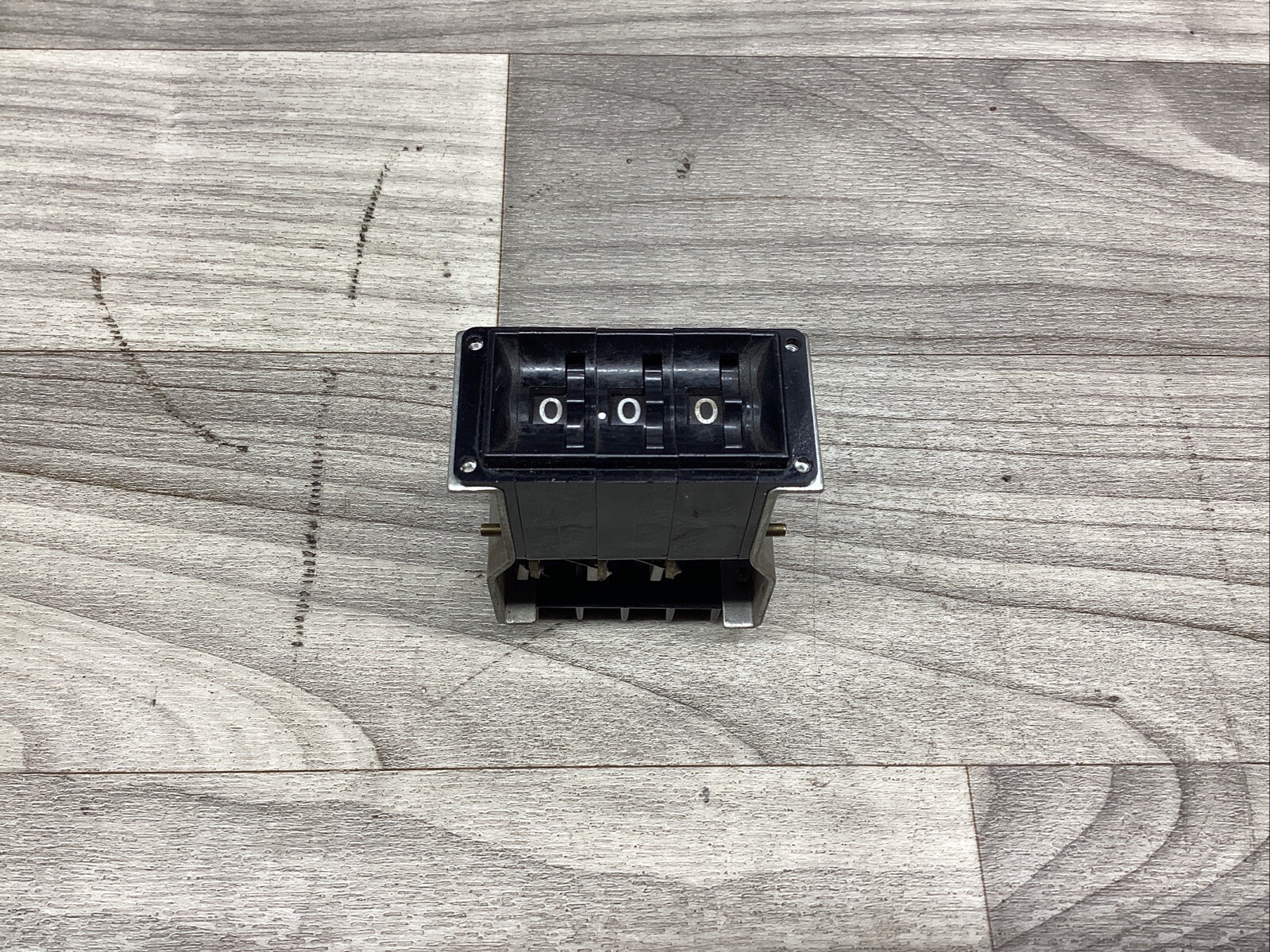 Digit Industrial Counter  Rotary 3 Position Thumbwheel Switches #816D71