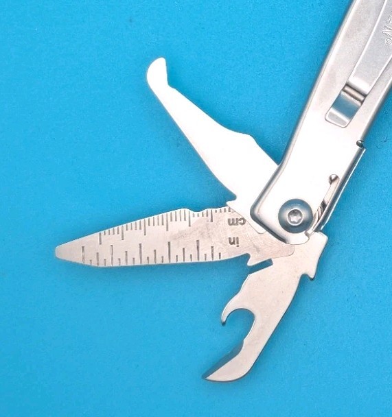 Leatherman Rev 3.8" Multi-Tool, Stainless!