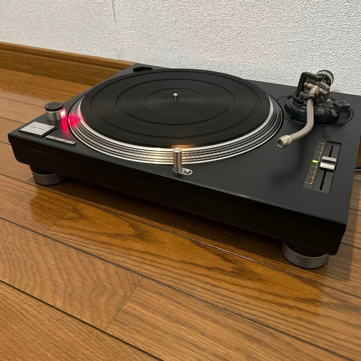 Technics SL-1200MK4 Direct Drive Turntable 78rpm Quartz Lock Hi-Fi FullyFunction