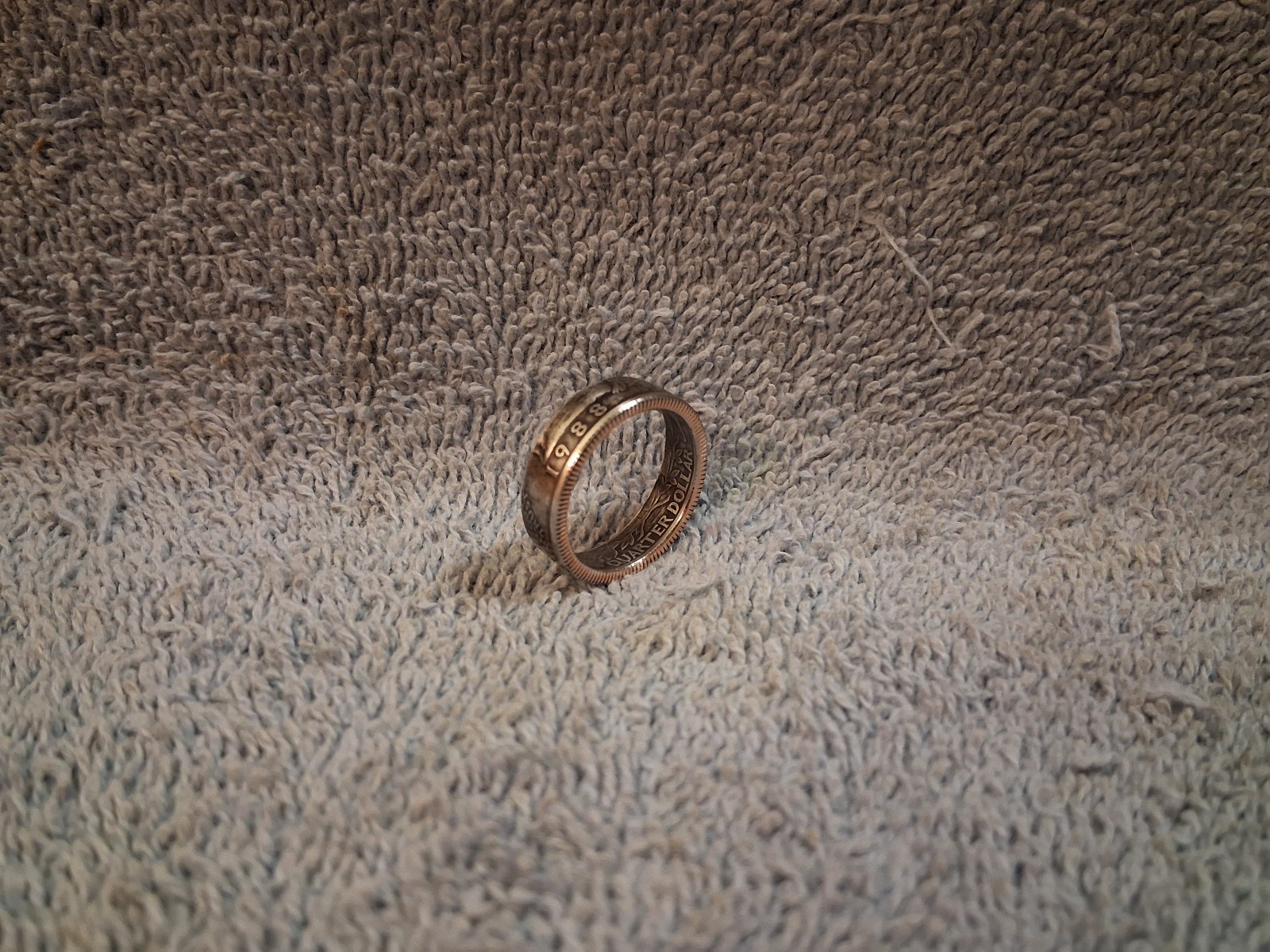 1988  Washington Quarters, coin ring, size 8