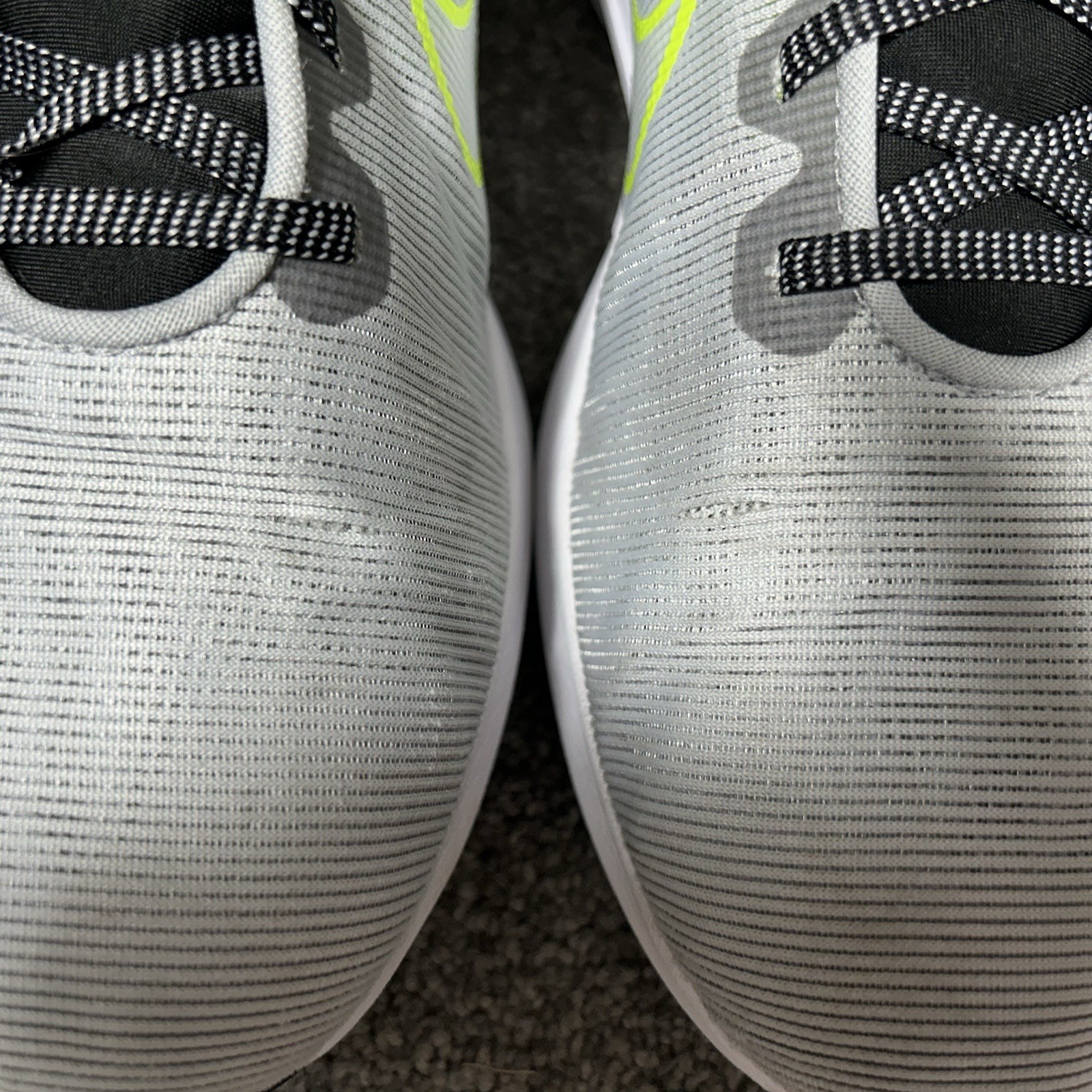 Nike Downshifter 12 DD9293-011 Women’s Size 11 Wolf Grey Volt Running Shoes Used