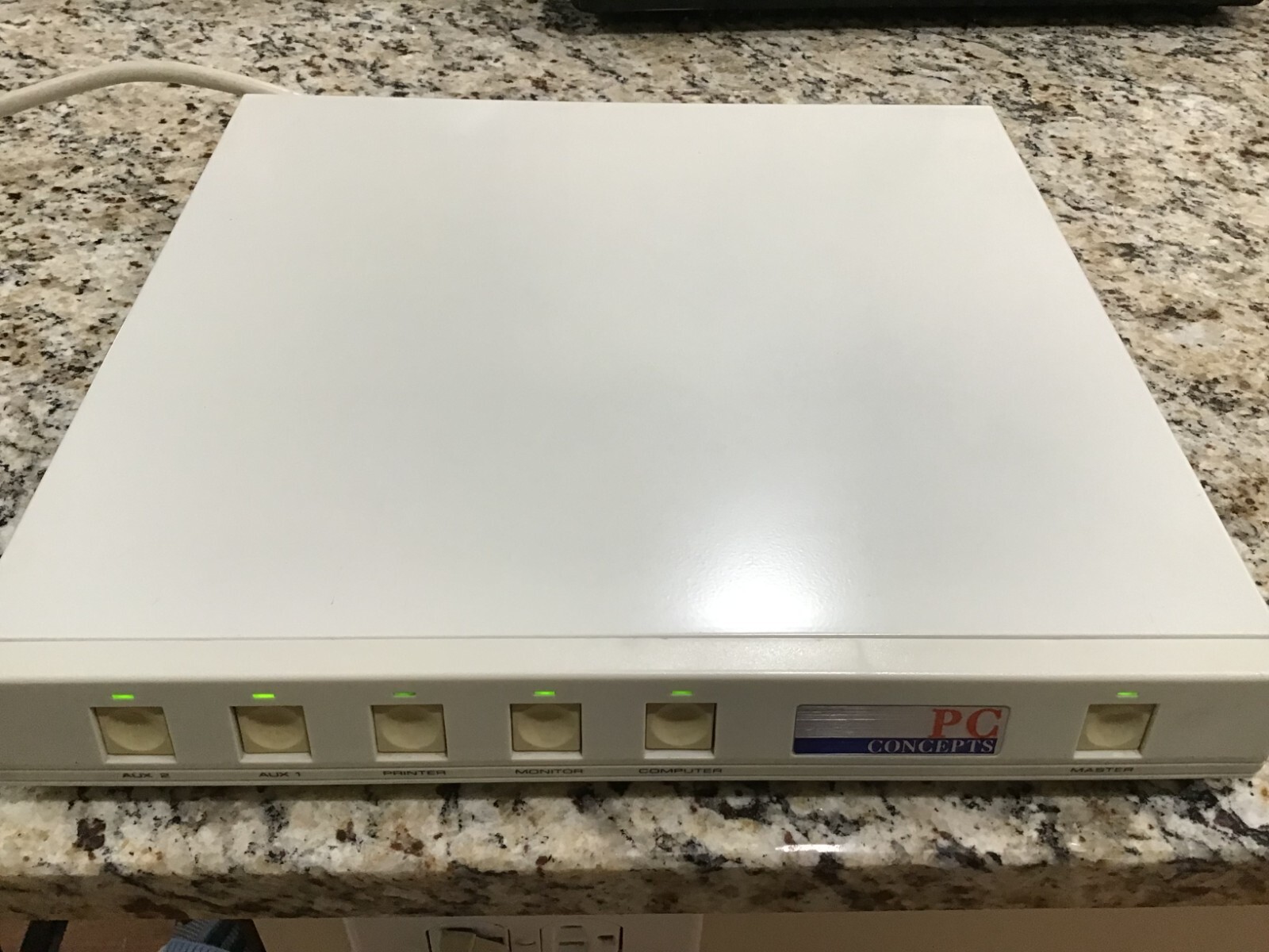 VTG 1991 PC CONCEPTS 5 Plug Surge Suppressor Monitor/FAX Stand 15 AMP 3-Prong