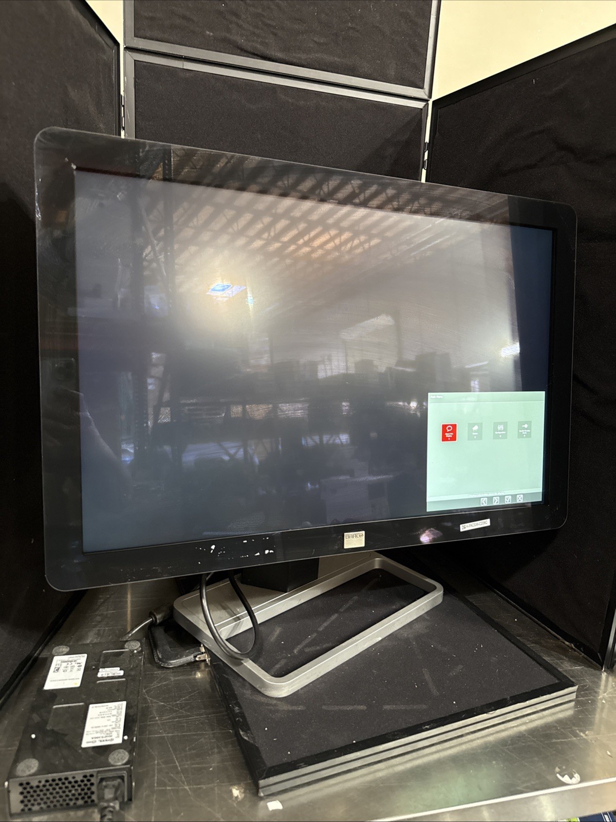 Barco Coronis Fusion MDCC-6430 6MP 30" Color LED Radiology Monitor (K9301635A)