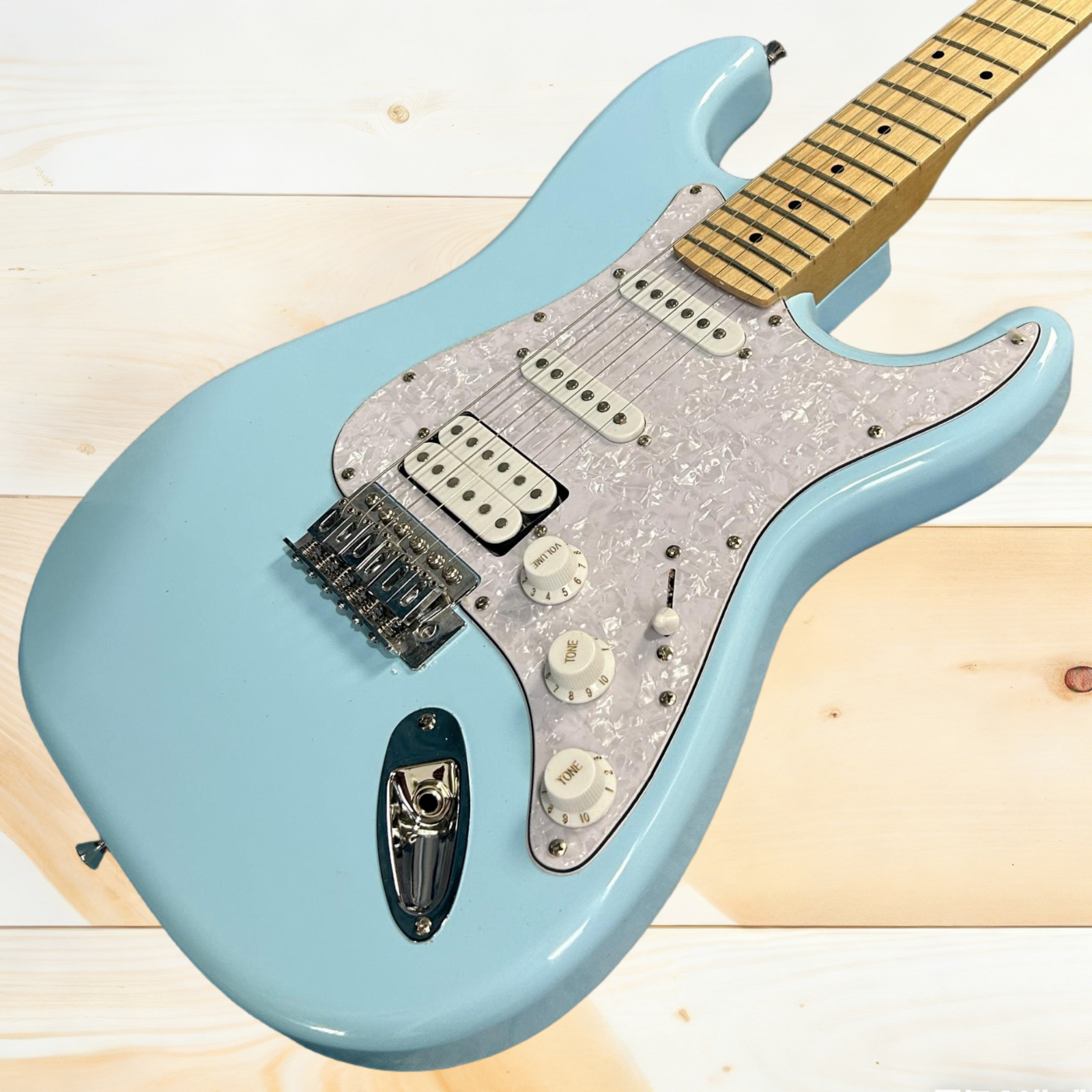 ST Electric Guitar Maple Fretboard Sky Blue Color White Pearl Pickguard 22 Frets