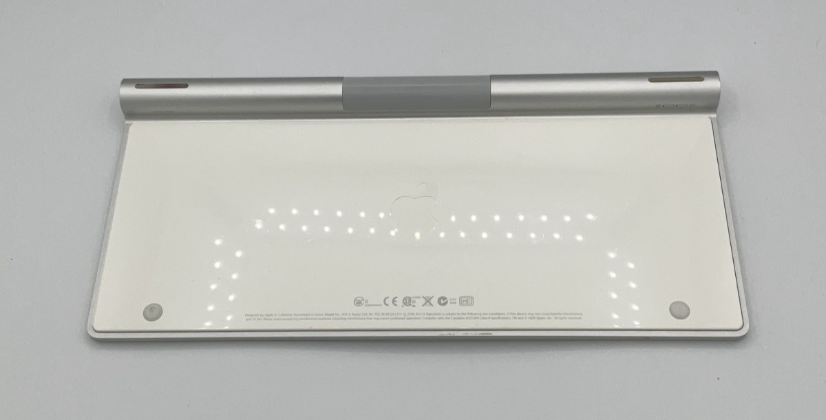 Apple Wireless Keyboard A1314