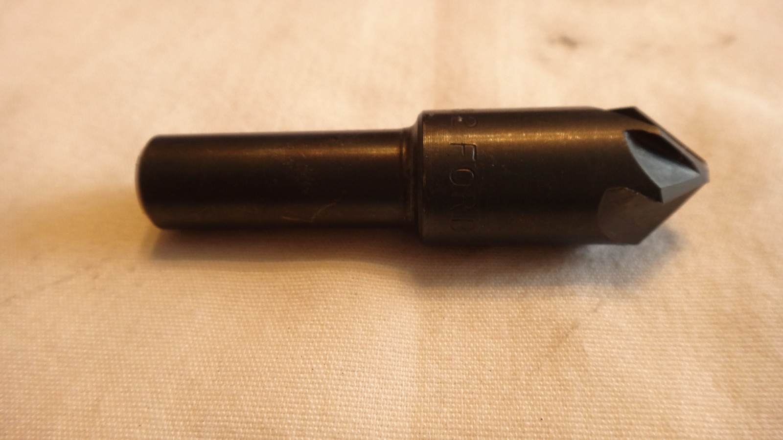 M.A. Ford® Countersink: 1/2" Head Dia, 82.00 deg Included Angle, 6 Flute, HSS