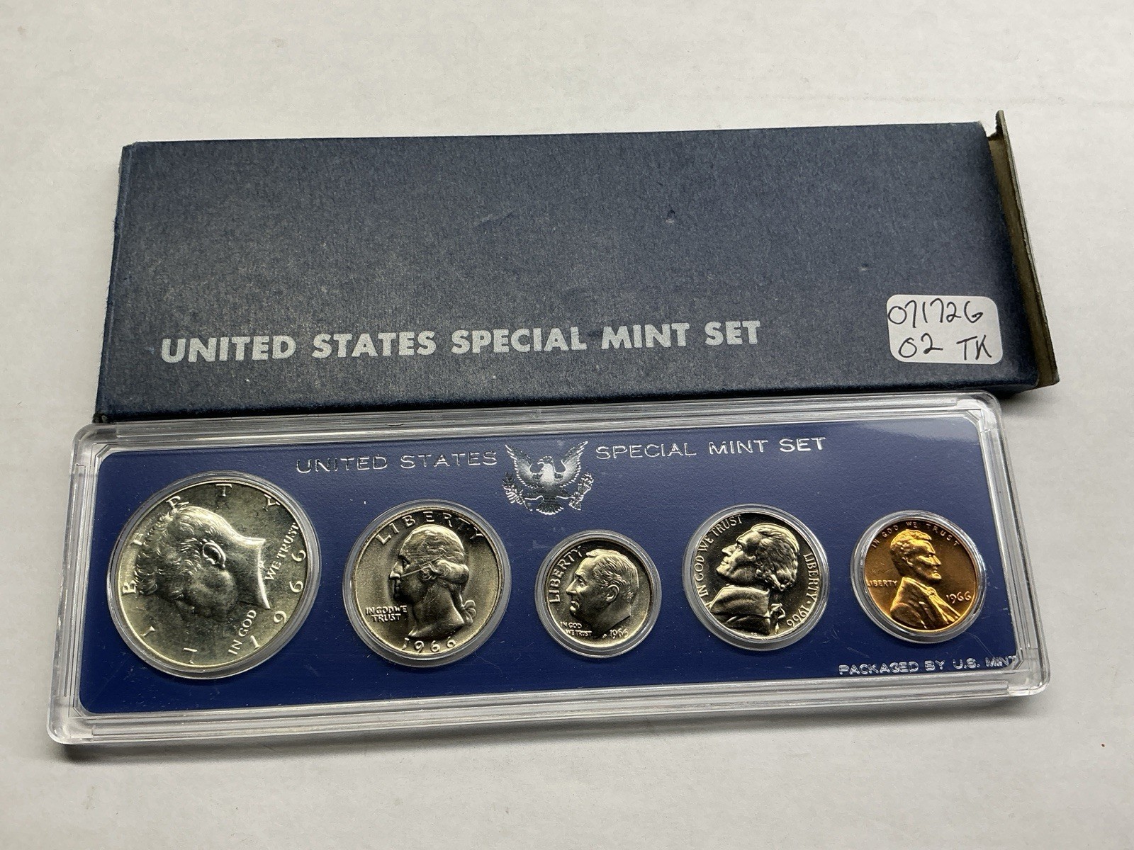 1966 Special Mint Set SMS w/5 Coins in OGP and Silver Kennedy 071726 02tk