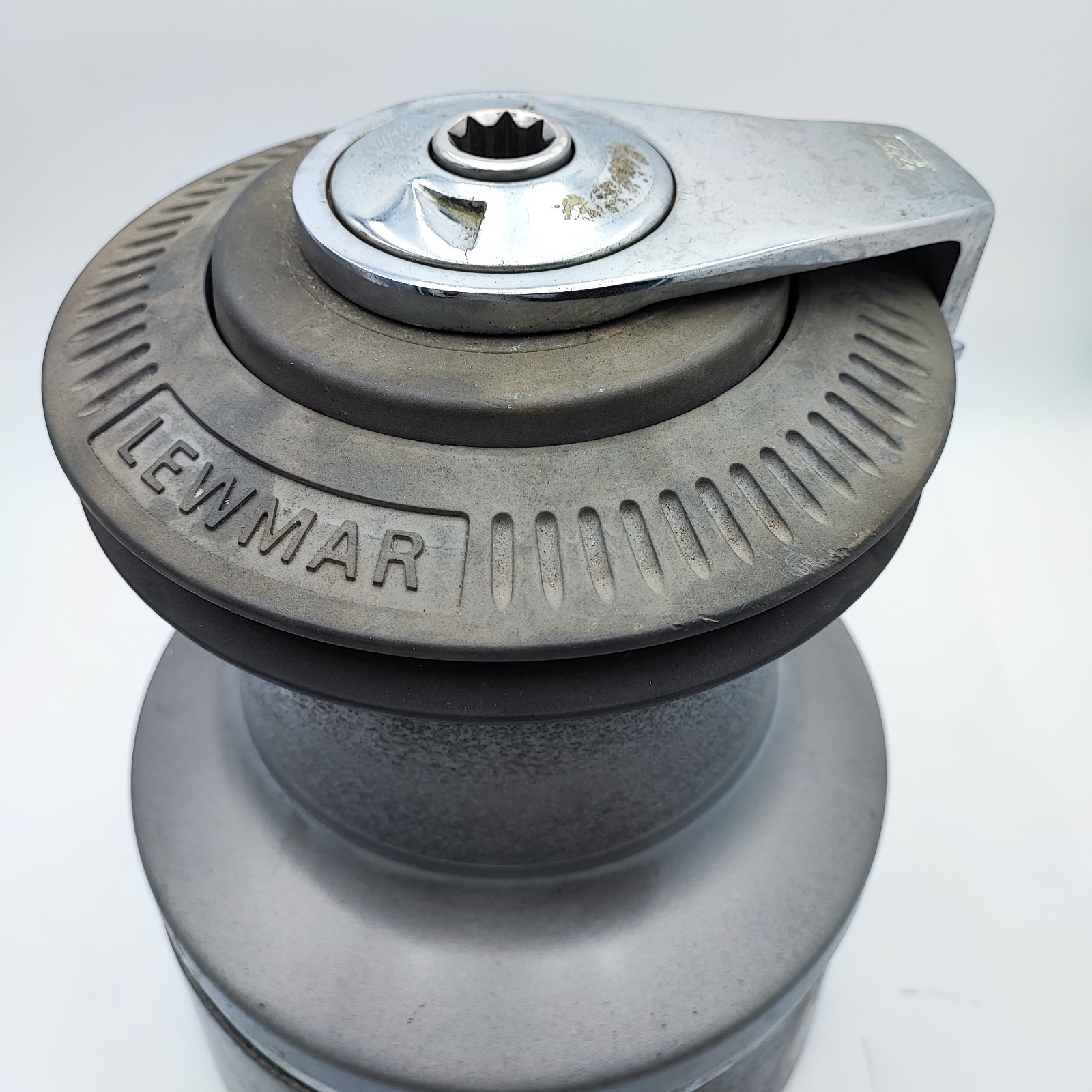 Lewmar 77 3-Speed Self-Tailing Chromed Bronze Ocean Winch Sailboat Catamaran