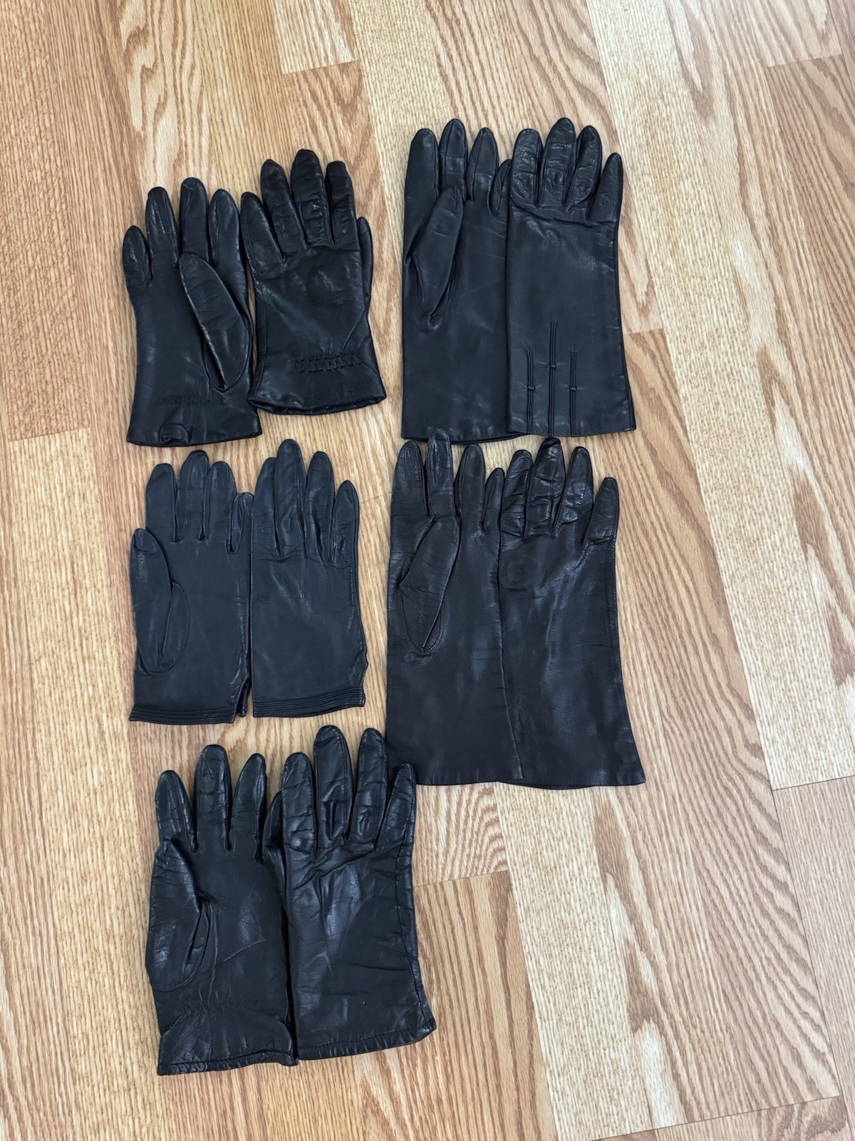 5 Pair Leather Gloves Small