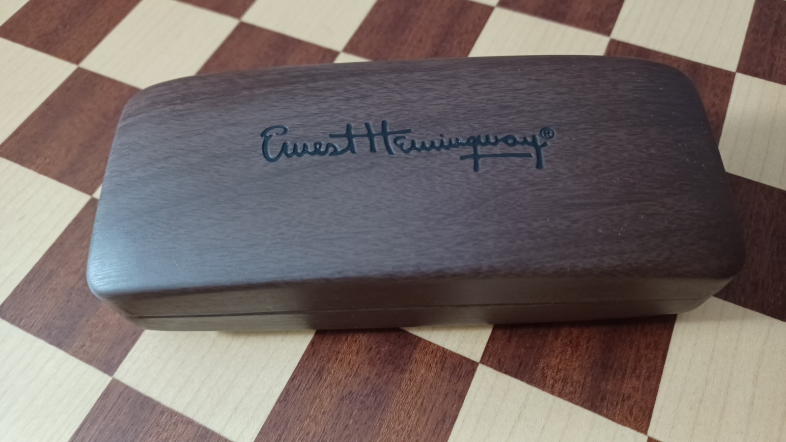 Ernest Hemingway Hard Eyeglass Case Brown