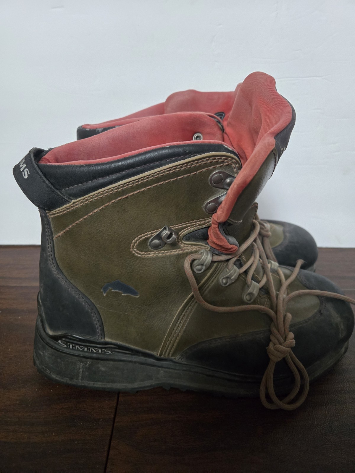 Simms Freestone Fishing Wading Boots Rubber Sole Men's 9 Olive Green