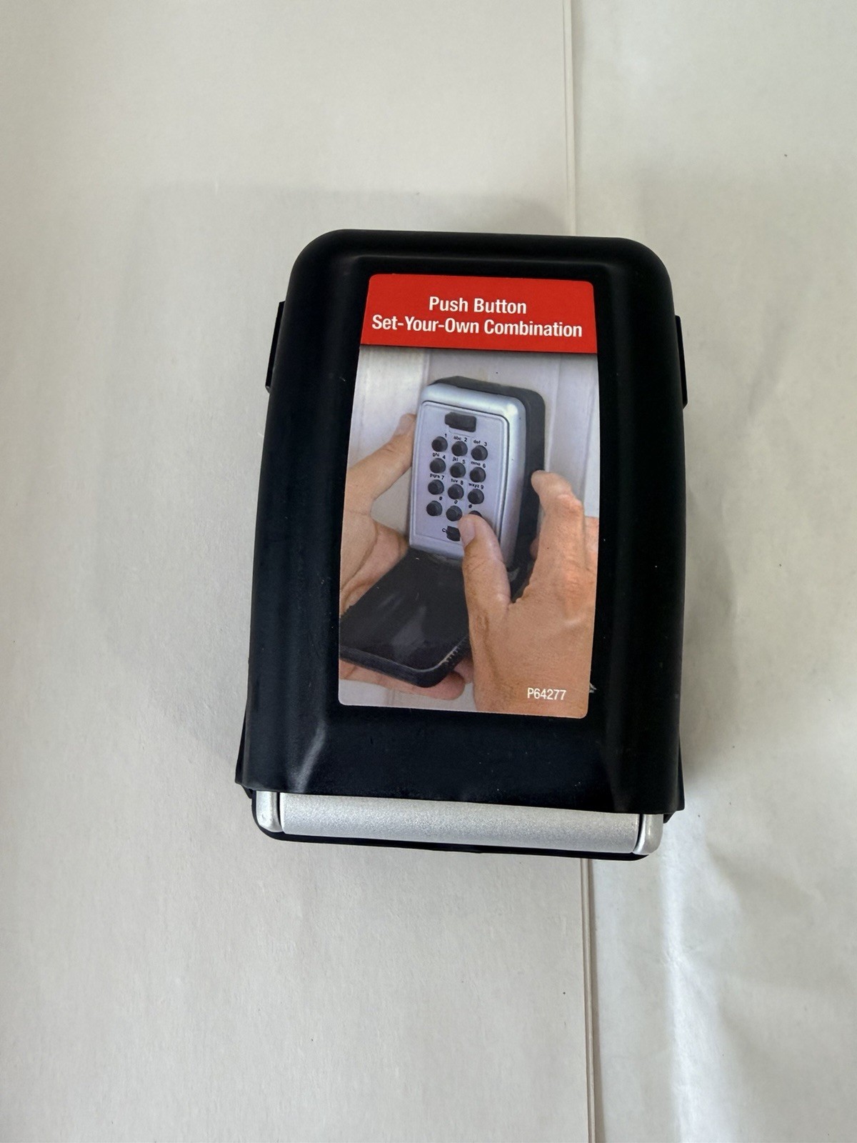 New Master Lock 5423D Push Button Wall Mount Key Safe Lock Box Open Box"