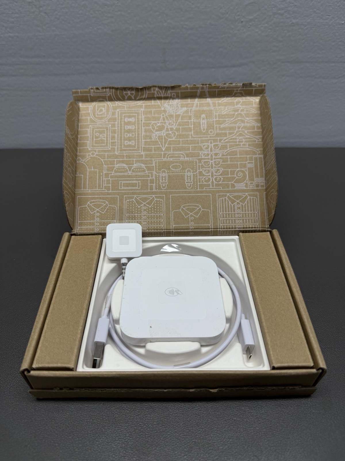 Square S8-1 Contactless Credit Card and Chip Reader - White