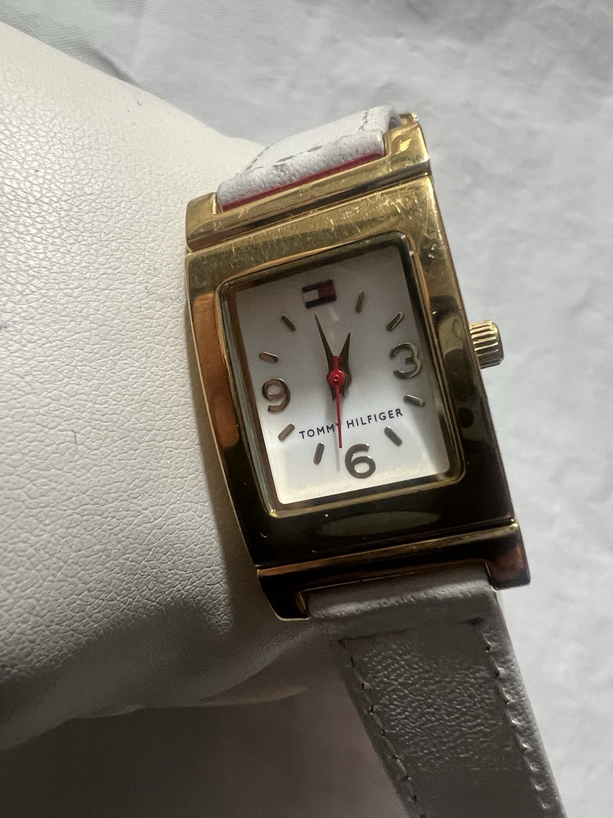 tommy hilfiger women,TANK, Gold Plated,Two Side White And Red Band,T00232,W/Rest