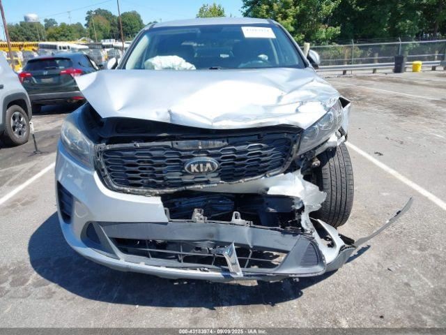 SORENTO 2019 Glove Box 4994914
