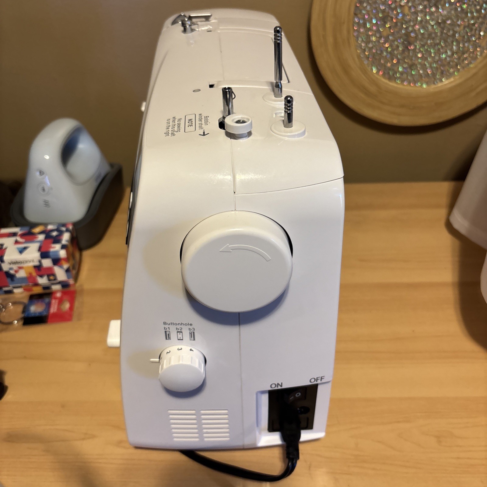 Sewing Machine Computerized Embroidery Sewing Machine with 60 Built-in Stitch