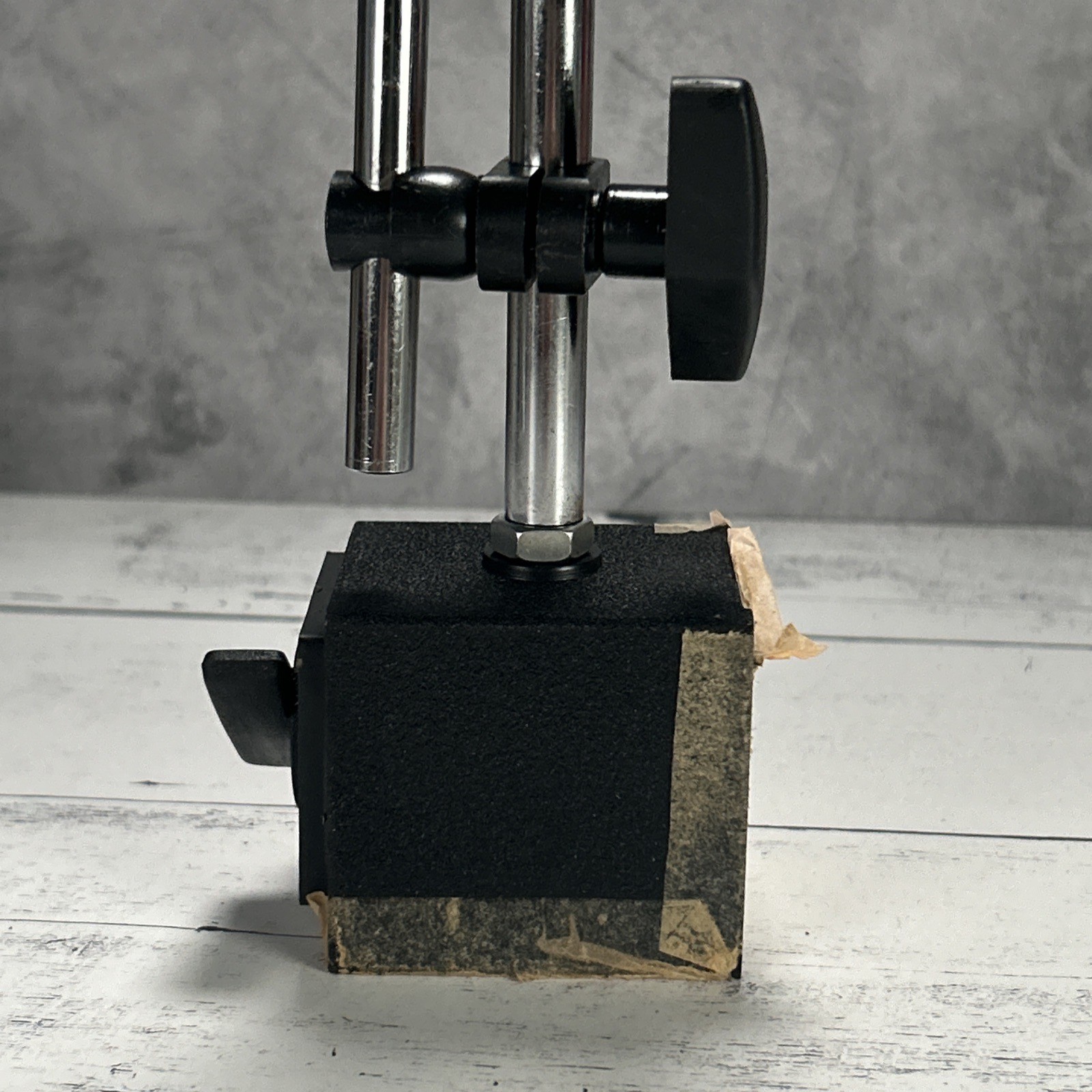 Cen-Tech Magnetic Base Indicator Holder P5646 Machinists Measuring Tools