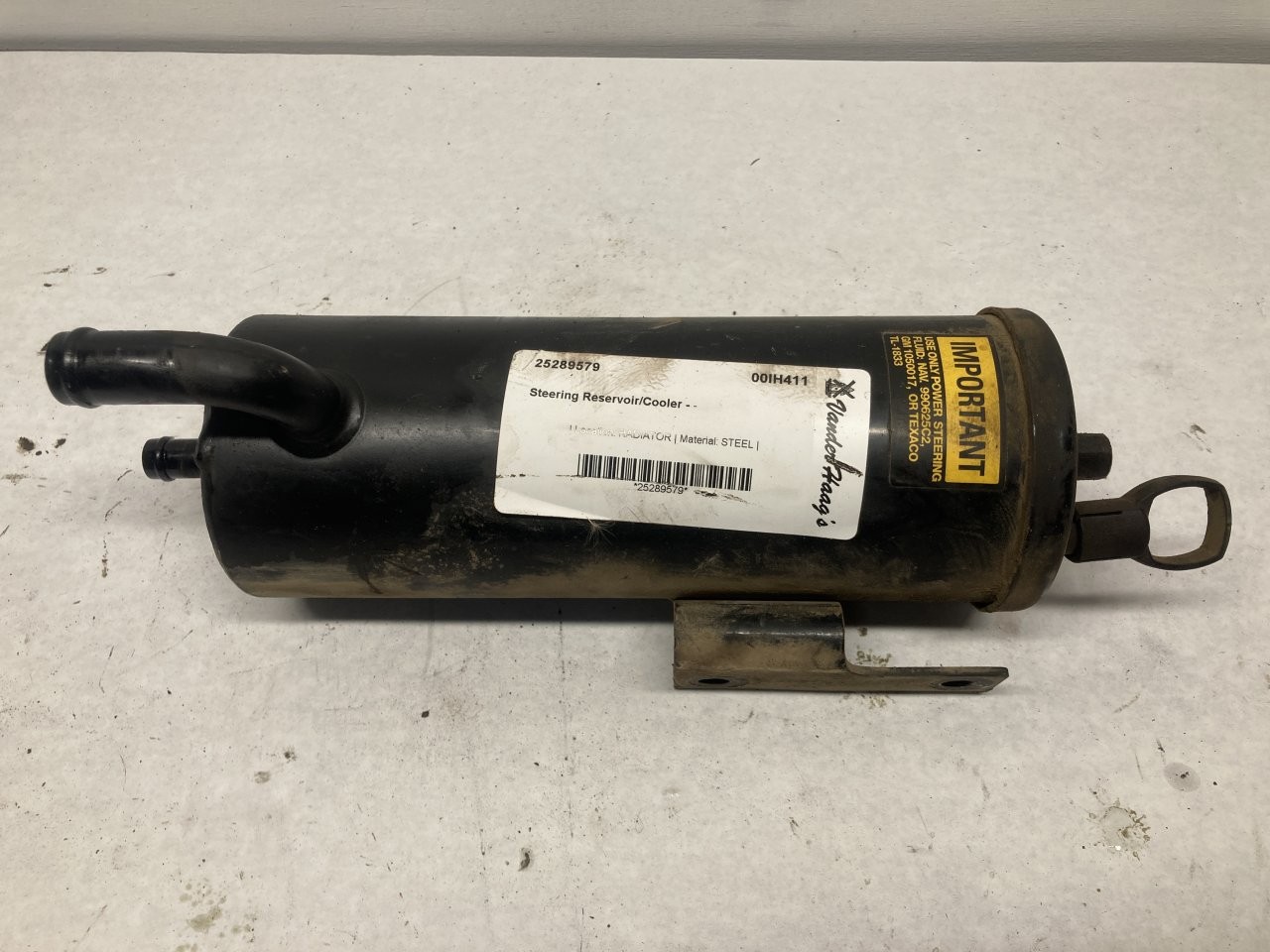International 3800 Power Steering Reservoir - Used