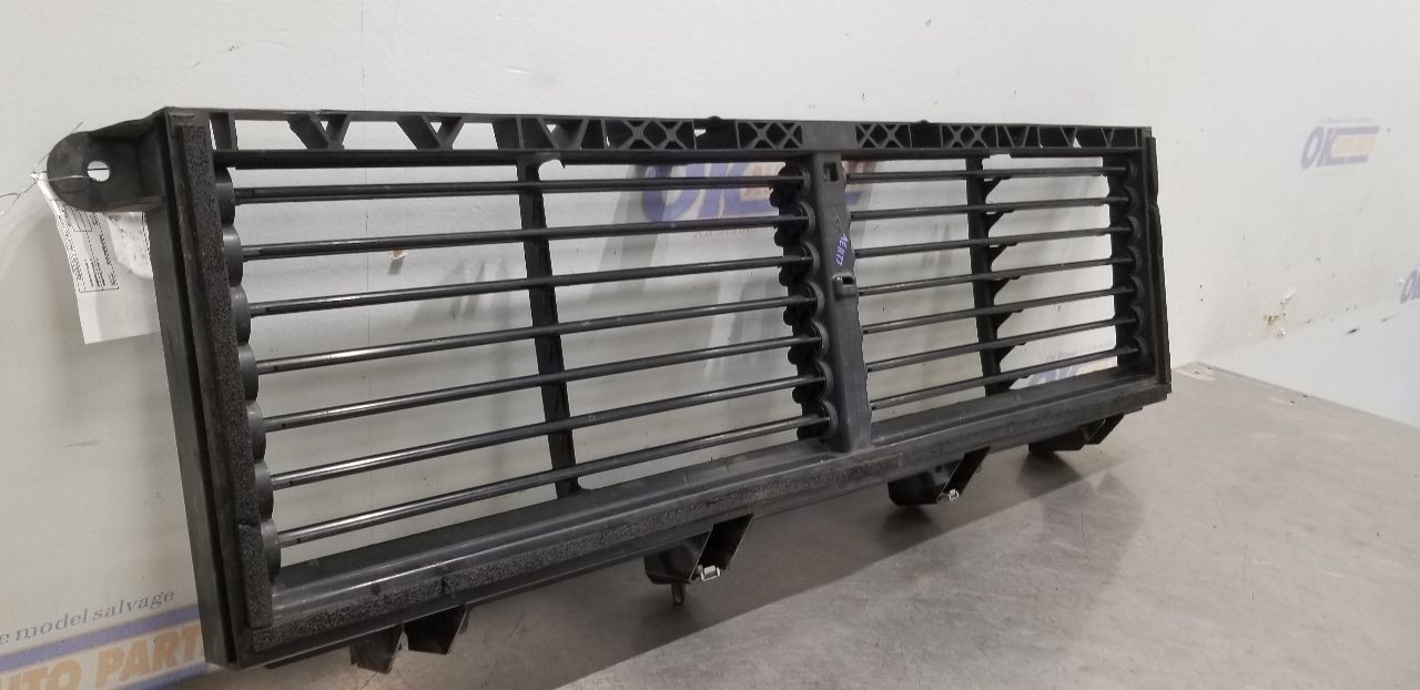 23 DODGE RAM 3500 AIR SHUTTER 6.7L