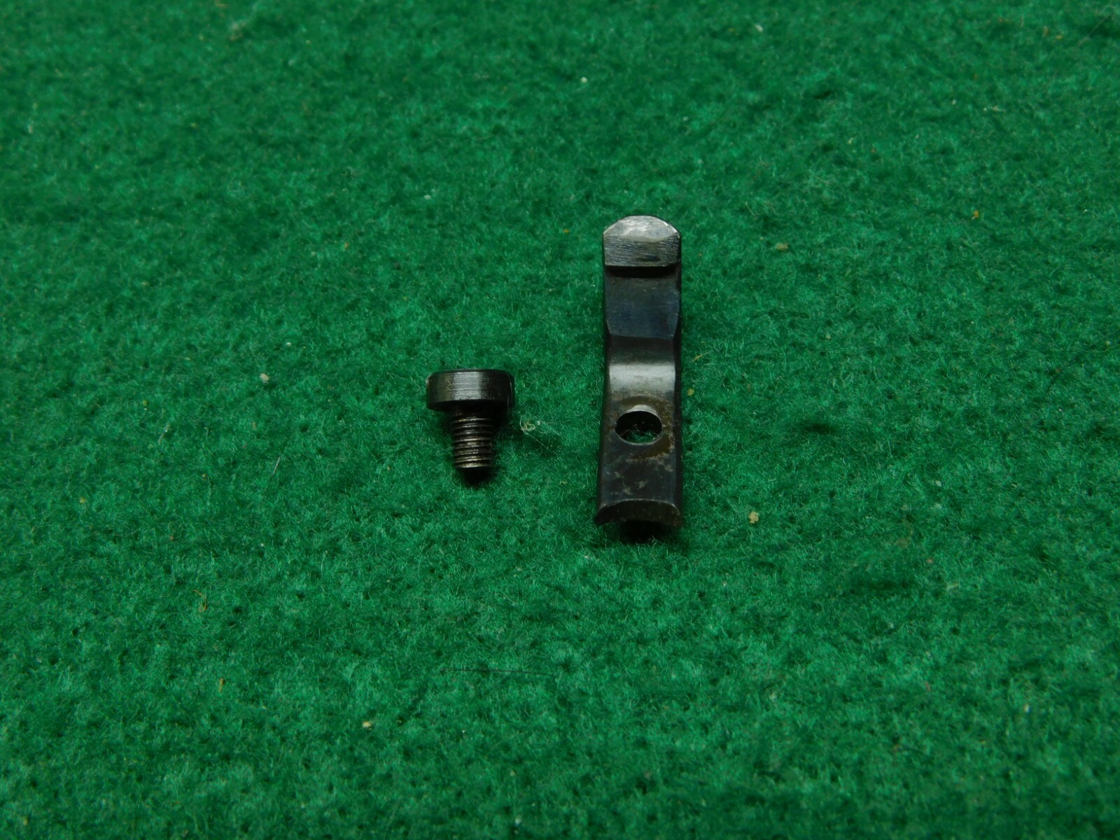 Marlin Glenfield Model 20 25 80 780 Magazine Catch Set 22 LR Original