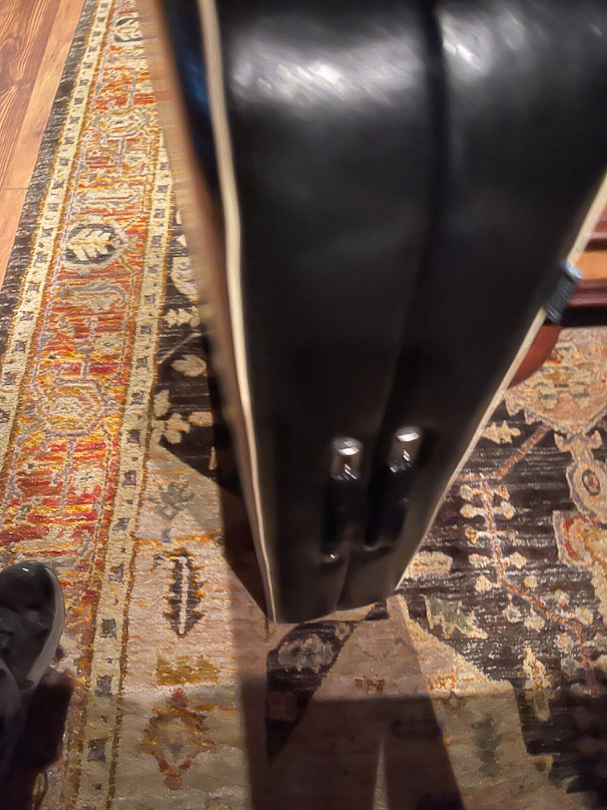 Massage Table Master Portable Tattoo or Massage Pre-Owned Nice